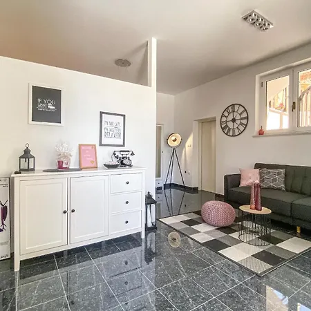 Holiday home Gorgeous In Rukavac With Wifi *